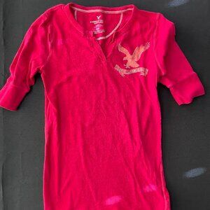 American Eagle Quarter Sleeve Cut V Neck Tee Dark Pink